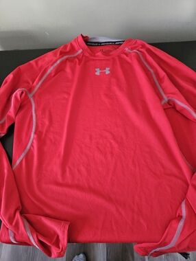 Under Armour Men’s Red Long-Sleeve Compression Performance Shirt